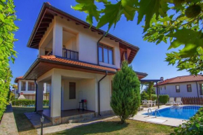 2 Bdr Seaside Villa With Private Pool Near Nesebar & Sunny Beach